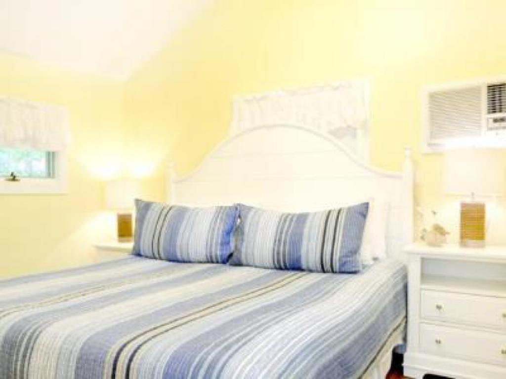 Cape Neddick 2 River Road Inn Cottages الغرفة الصورة